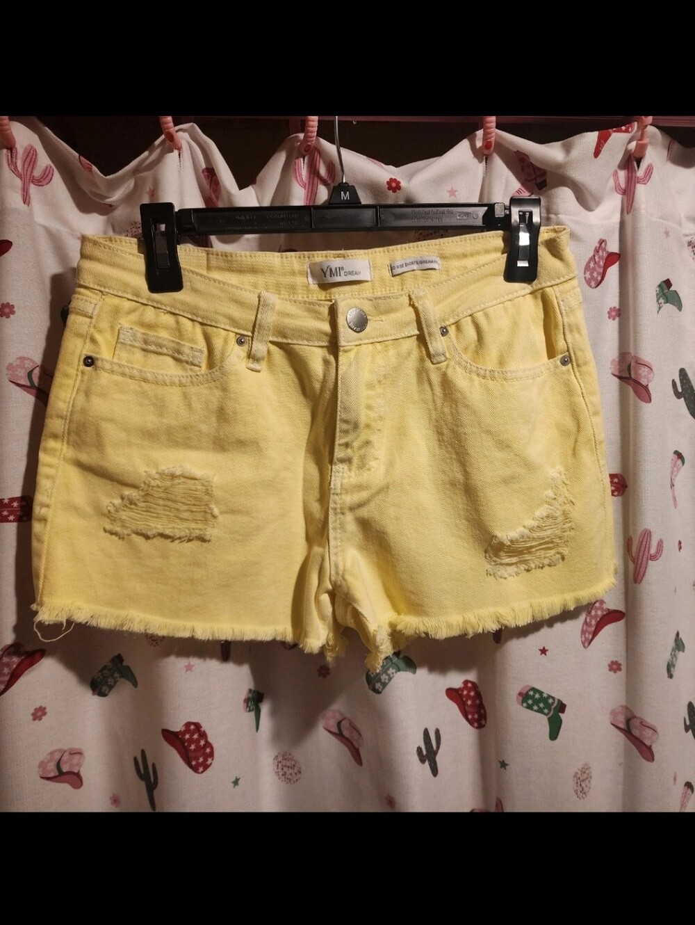 SZ 9 YMI YELLOW JEAN SHORTS